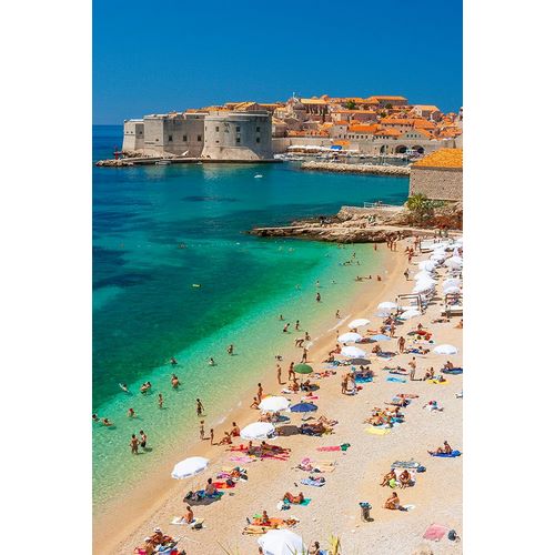 Haseltine, Tom 아티스트의 Dubrovnik-Croatia-Beach on the Adriatic Sea near Old Town작품입니다.